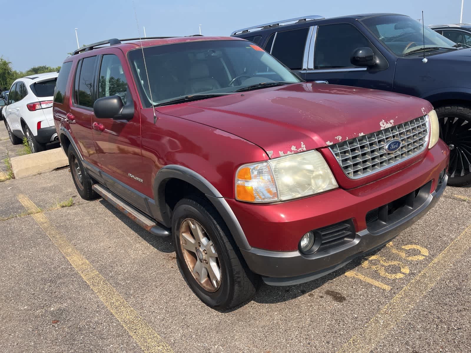 Thumbnail: 2004 Ford Explorer - 16