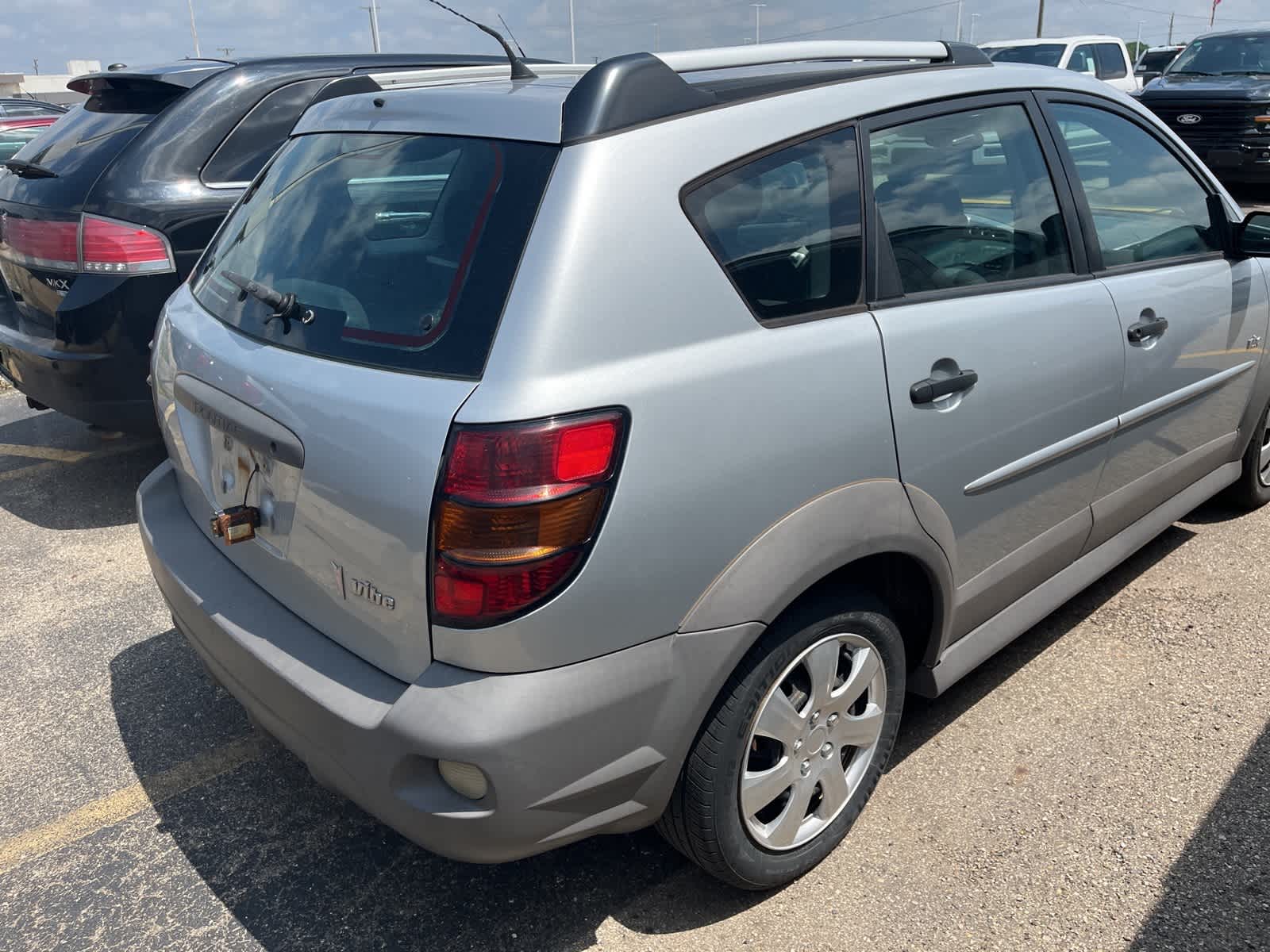 Thumbnail: 2007 Pontiac Vibe - 9