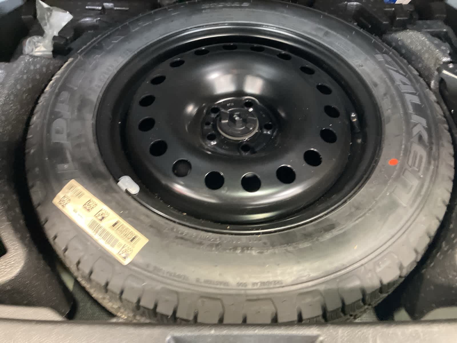 Thumbnail: 2023 Jeep Renegade - 31