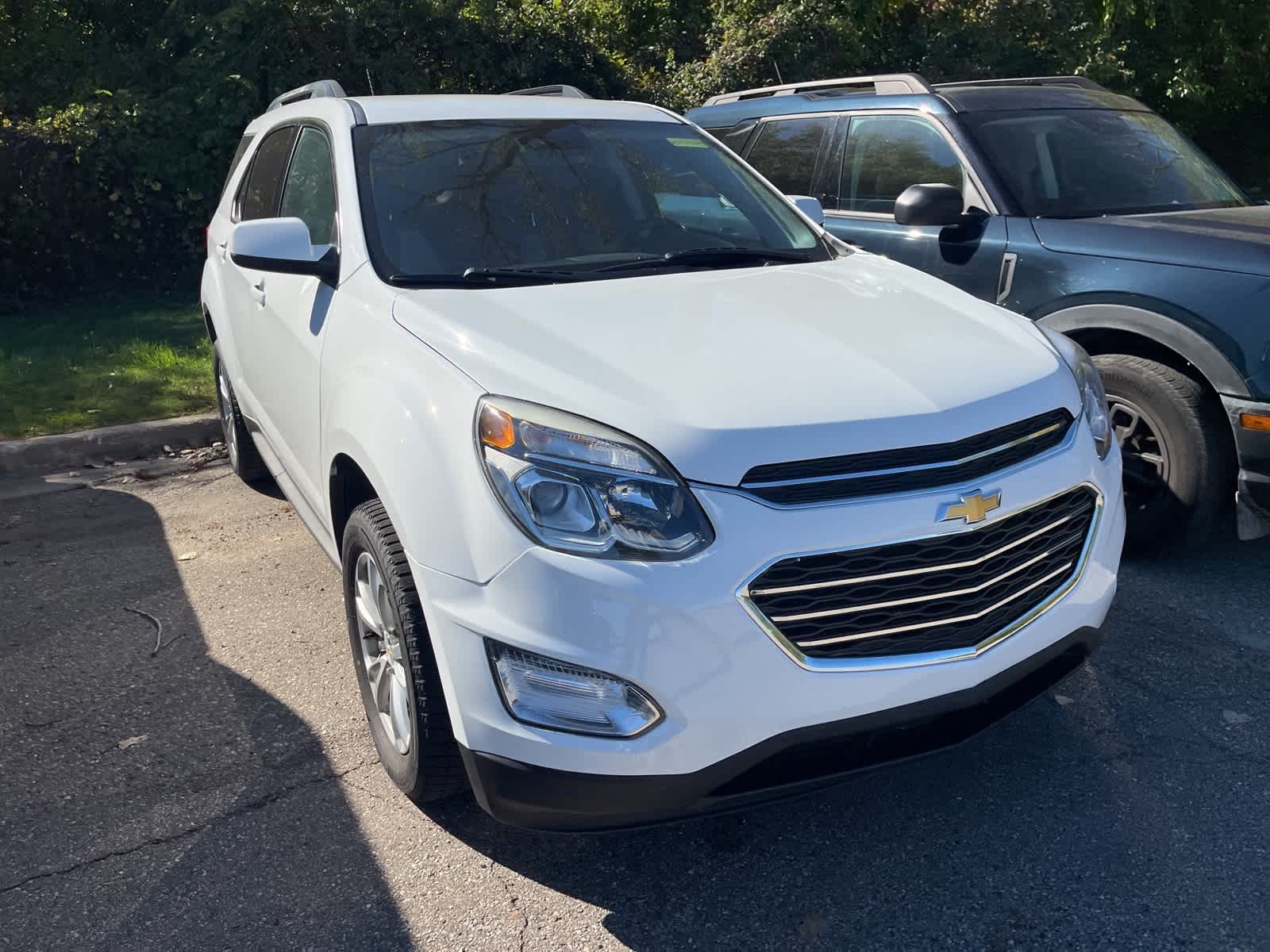 Thumbnail: 2017 Chevrolet Equinox - 20