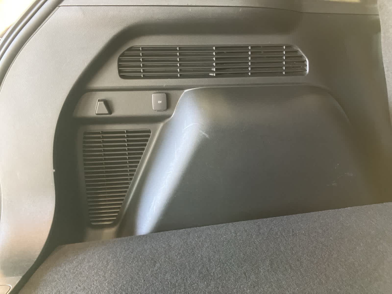 Thumbnail: 2022 Ford Escape - 29