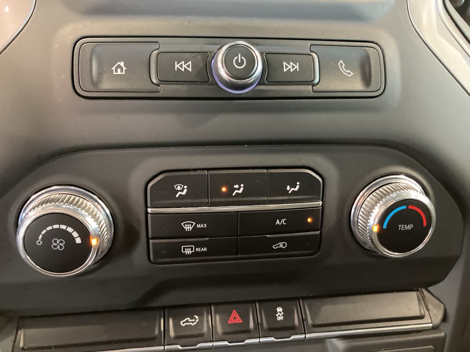 Thumbnail: 2021 GMC Sierra 1500 - 17