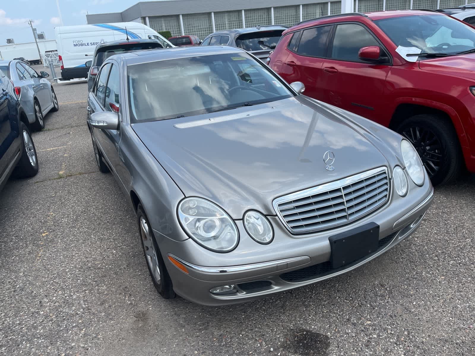 Thumbnail: 2005 Mercedes-Benz E-Class - 20