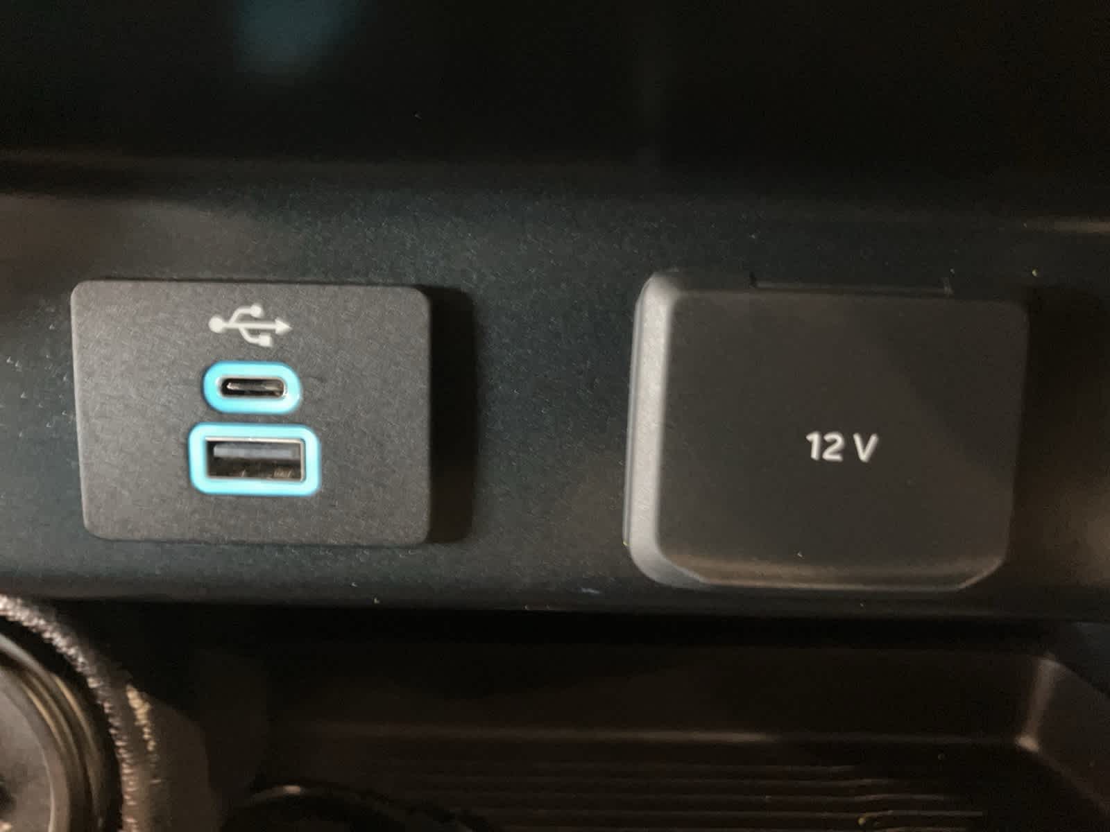 Thumbnail: 2023 Ford Econoline - 21