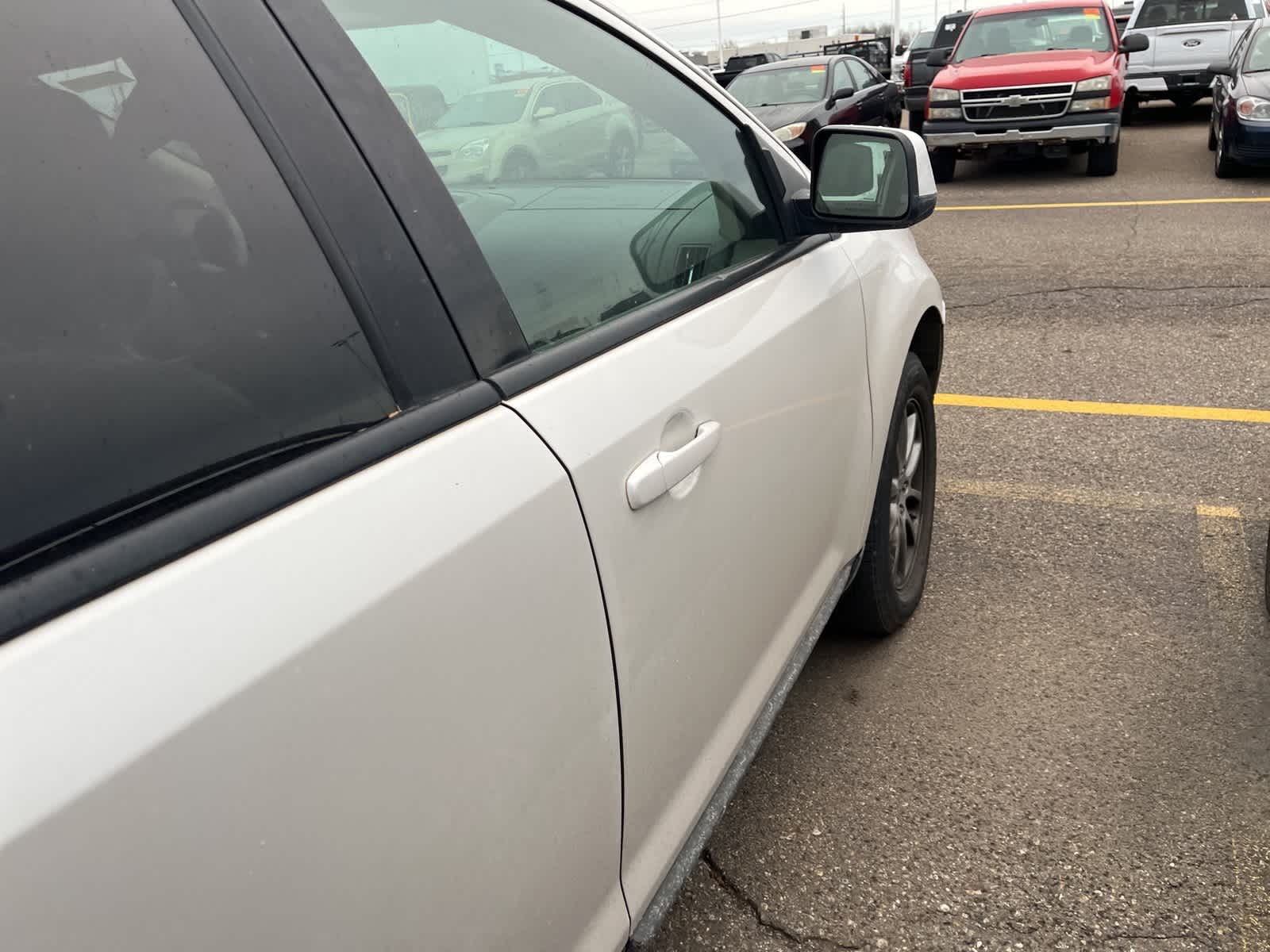 Thumbnail: 2010 Ford Edge - 16