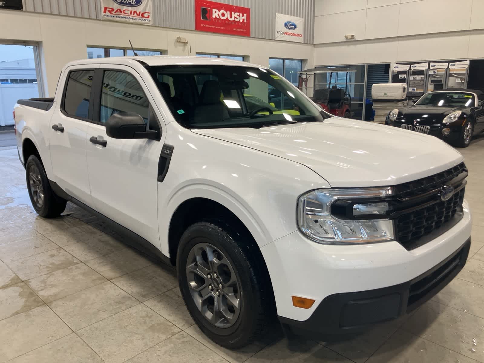 Thumbnail: 2022 Ford Maverick - 3