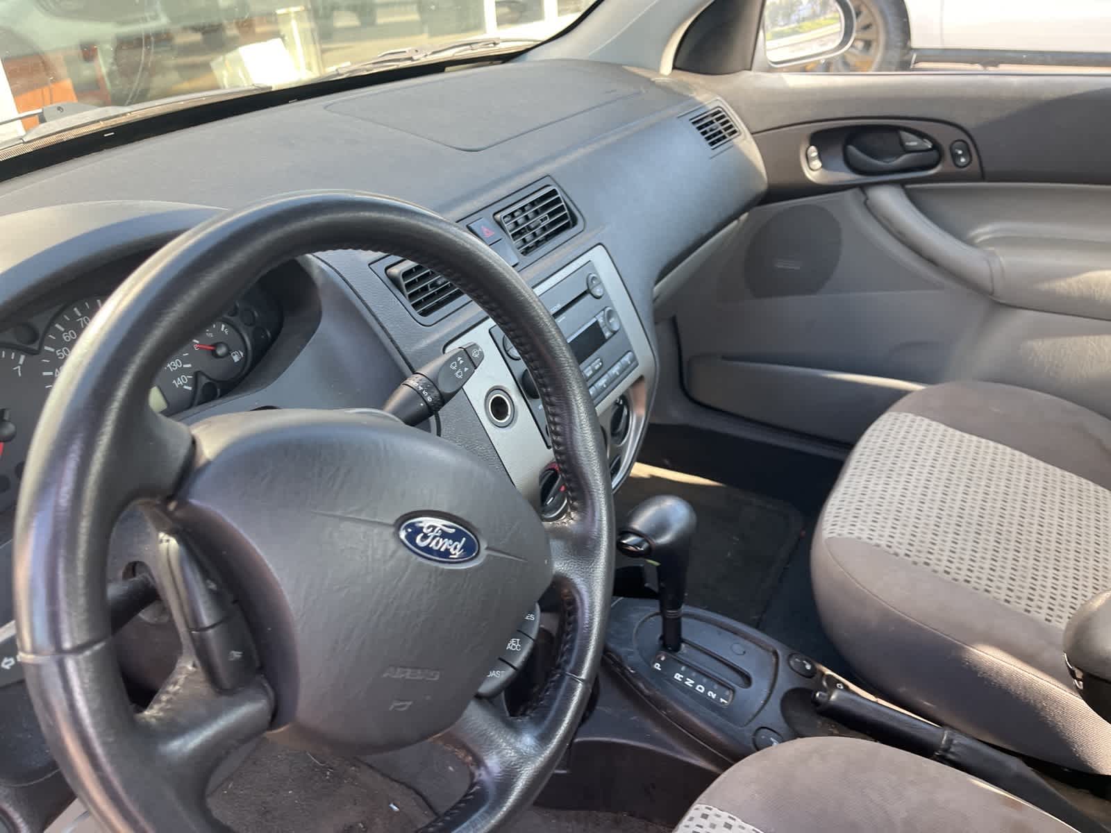 Thumbnail: 2006 Ford Focus - 24