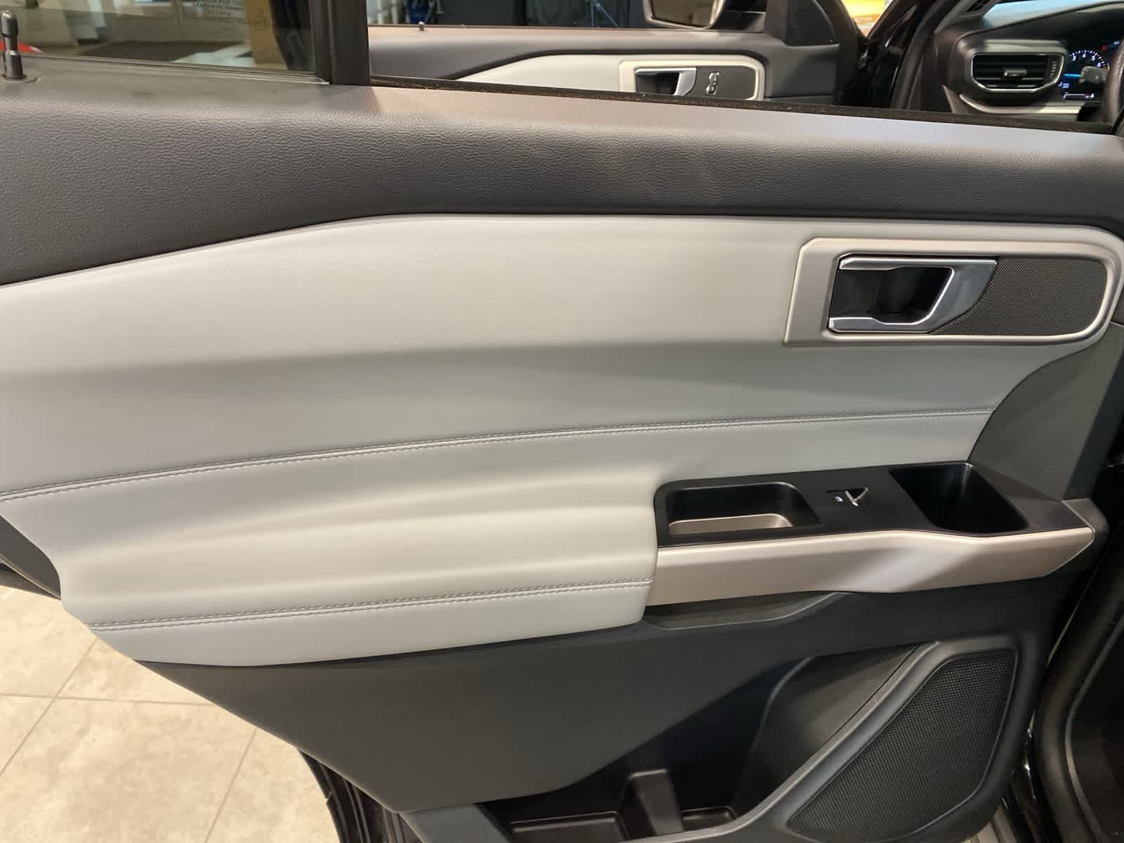 Thumbnail: 2023 Ford Explorer - 27