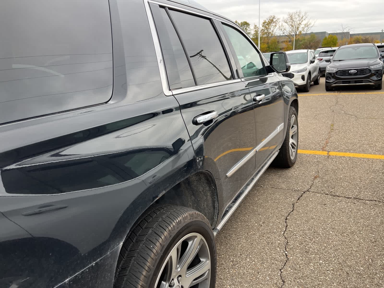 Thumbnail: 2017 Cadillac Escalade - 16