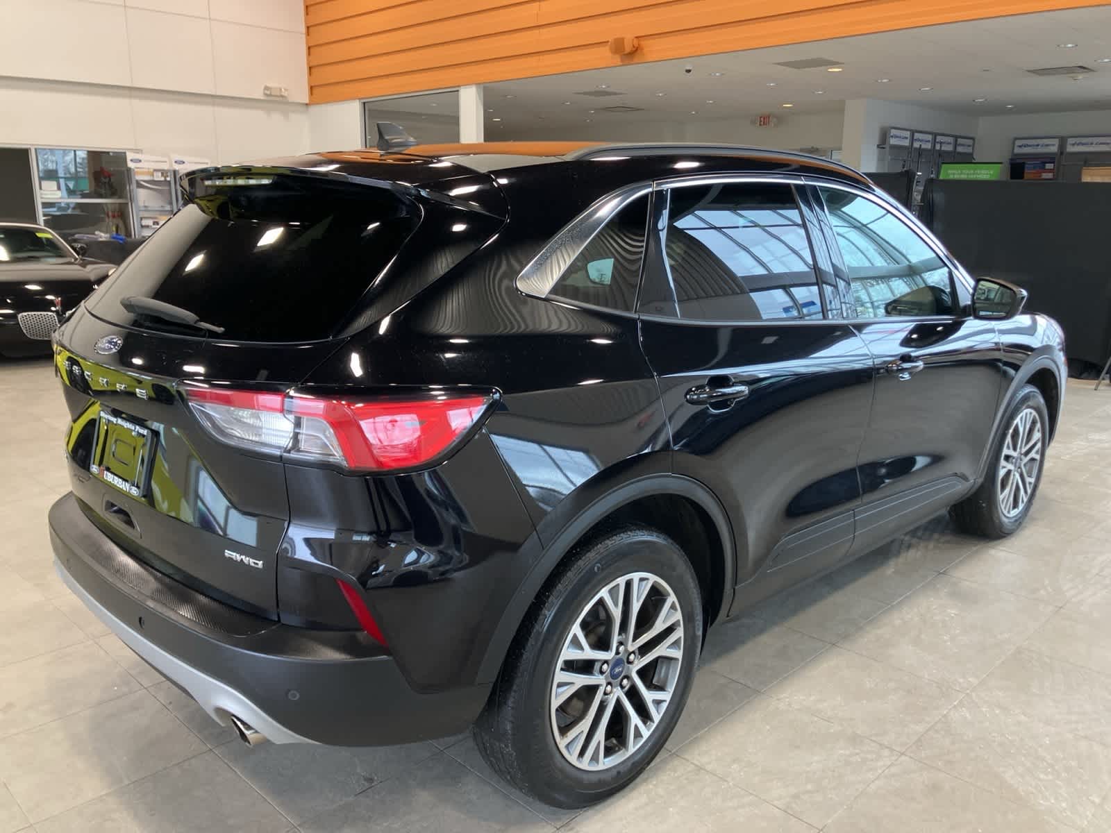 Thumbnail: 2021 Ford Escape - 5