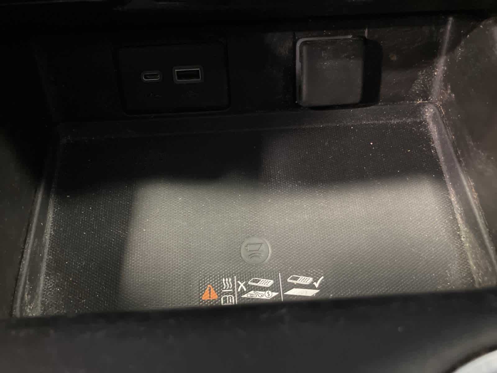 Thumbnail: 2021 GMC Yukon XL - 17