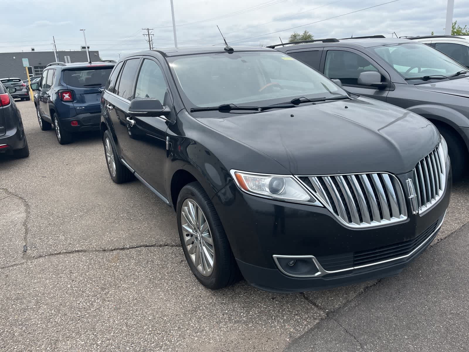 Thumbnail: 2013 Lincoln MKX - 13