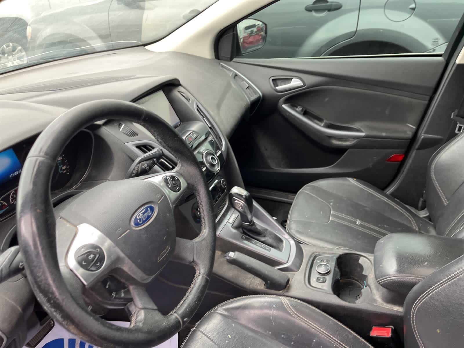 Thumbnail: 2014 Ford Focus - 24