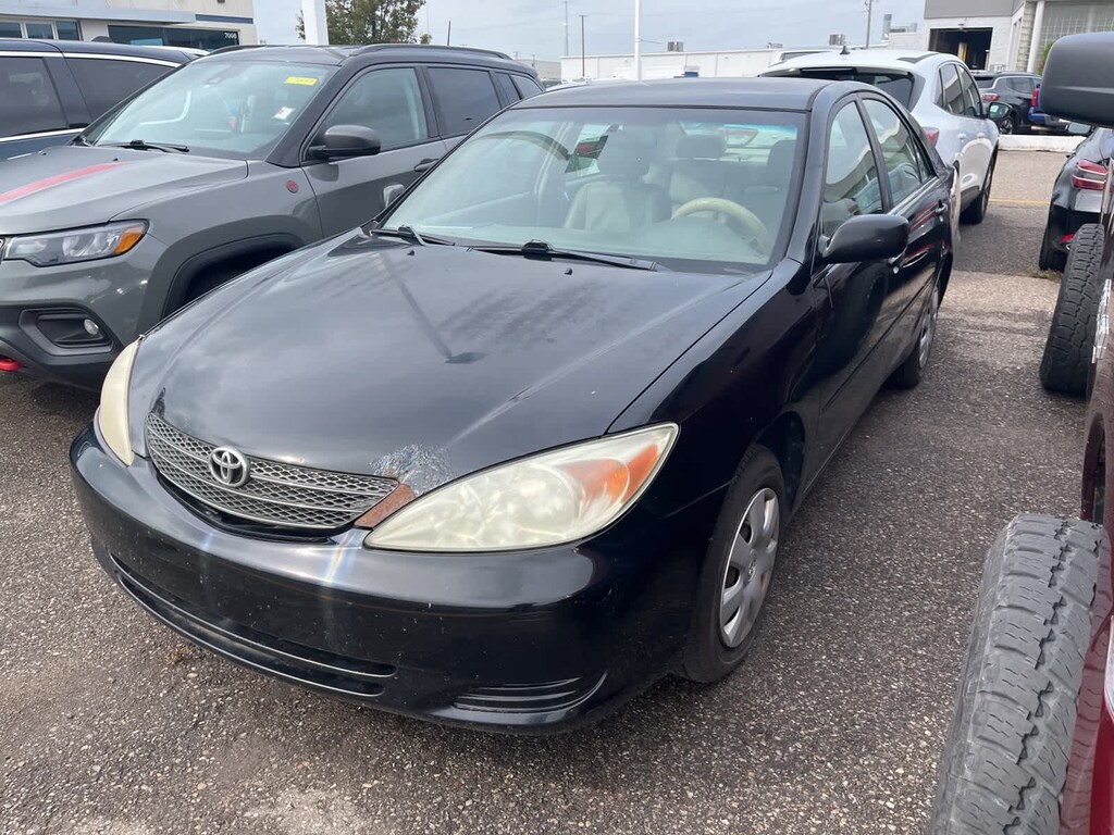 Used 2004 Toyota Camry LE Sedan