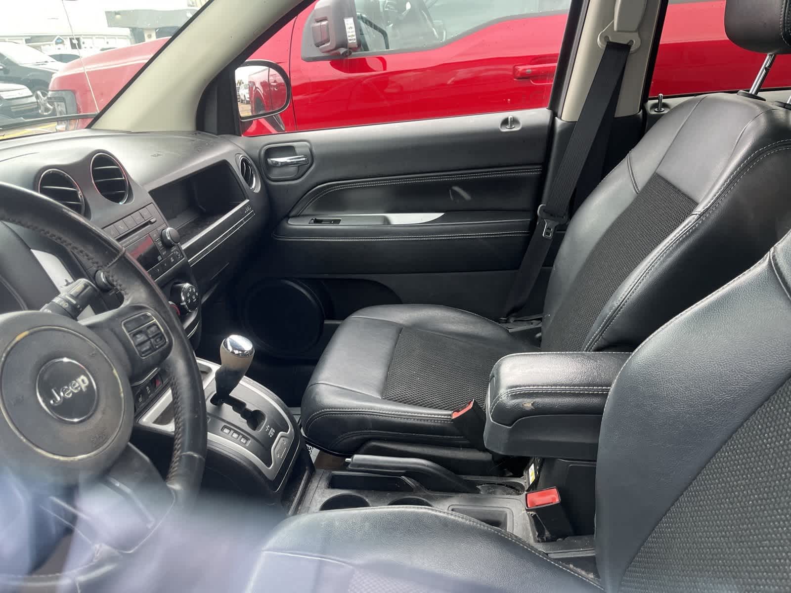 Thumbnail: 2014 Jeep Compass - 23