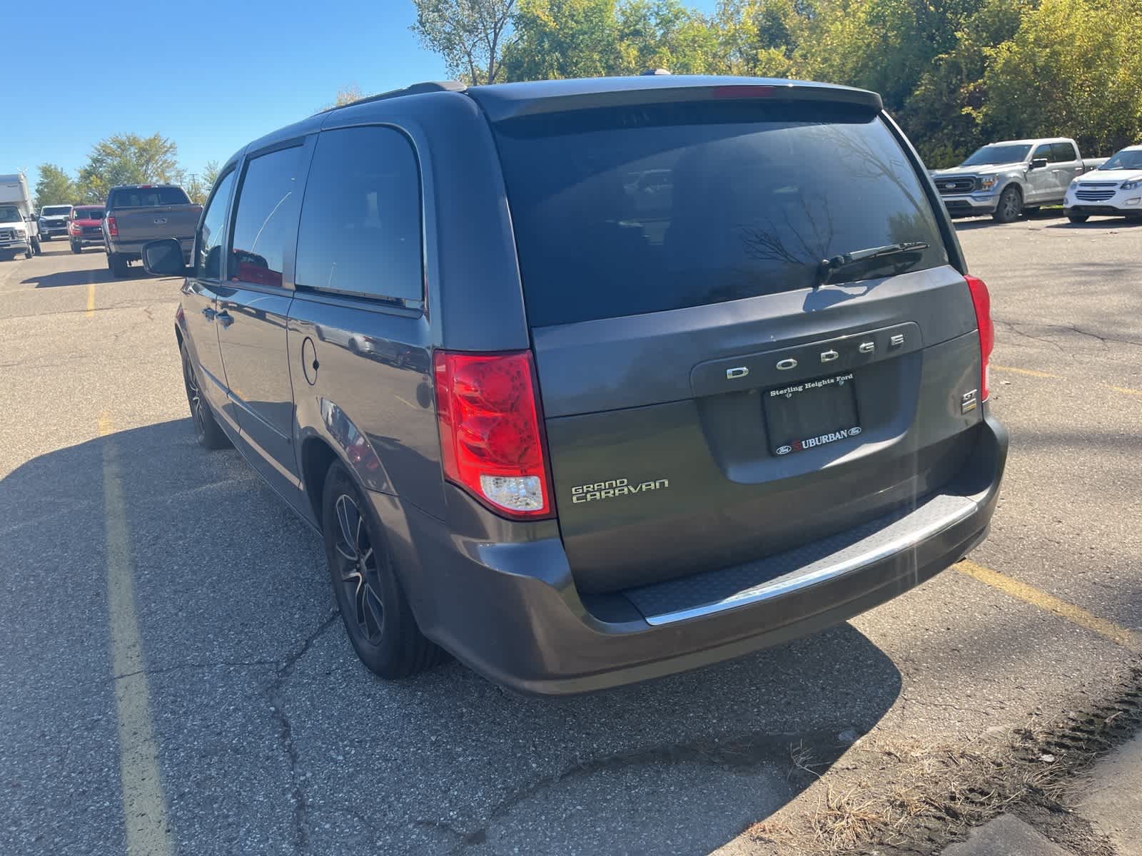 Thumbnail: 2017 Dodge Grand Caravan - 10