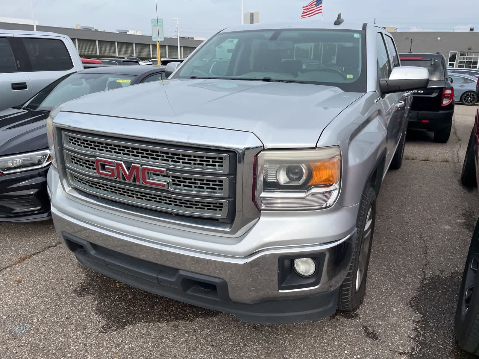 Thumbnail: 2015 GMC Sierra 1500 - 3