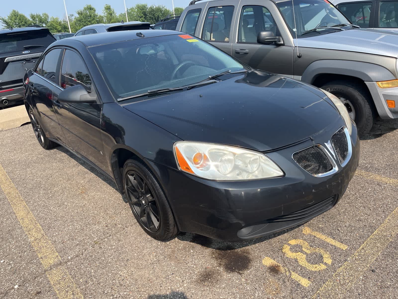Thumbnail: 2009 Pontiac G6 - 17