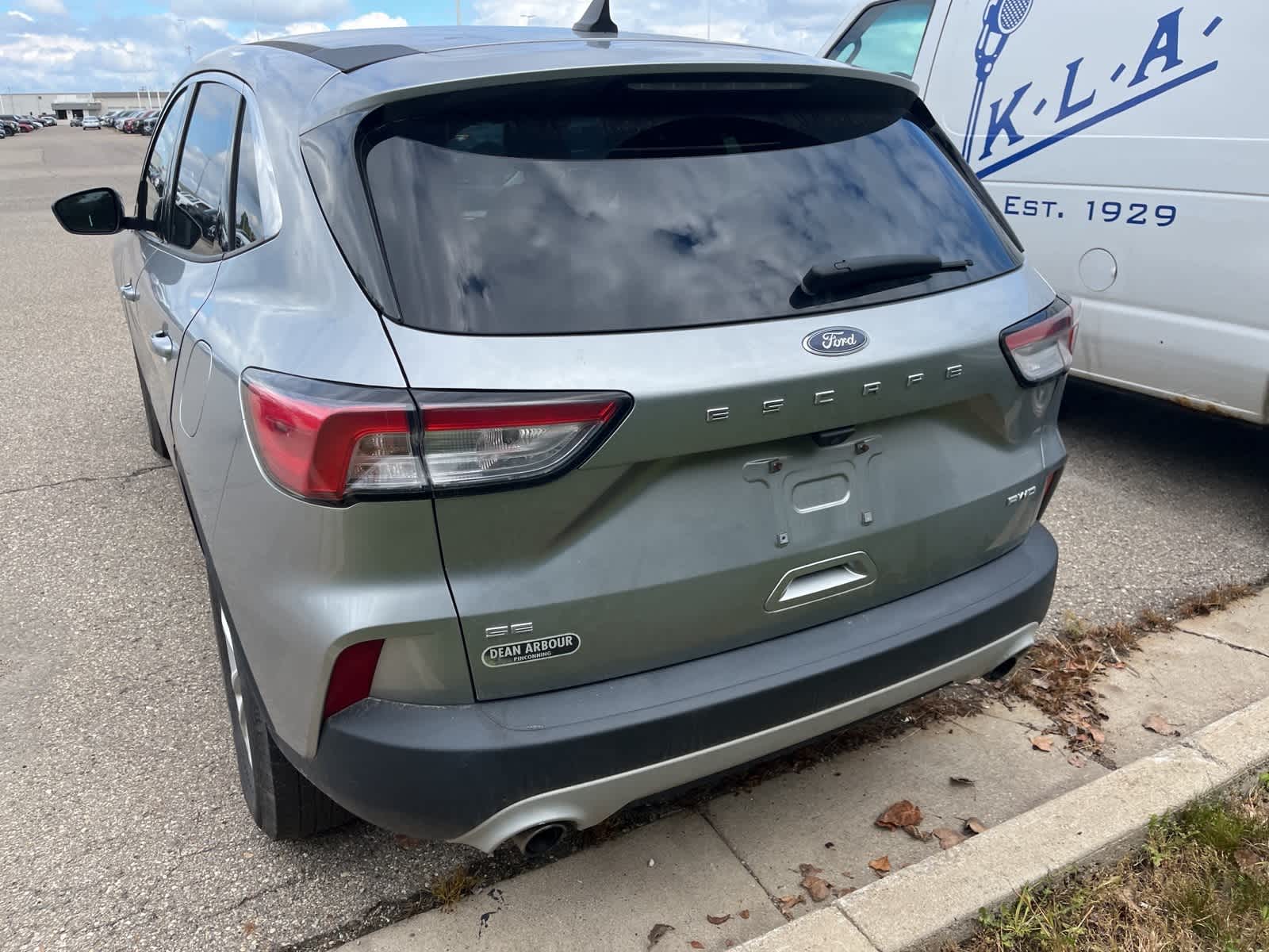 Thumbnail: 2021 Ford Escape - 9