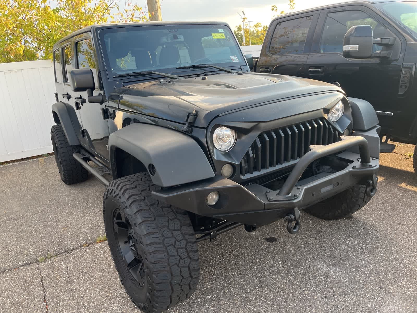 Thumbnail: 2017 Jeep Wrangler - 23