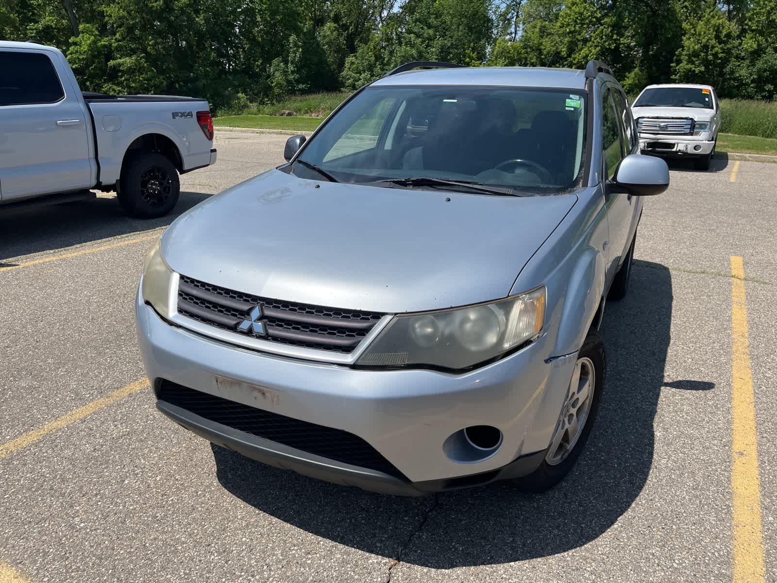 Thumbnail: 2007 Mitsubishi Outlander - 2