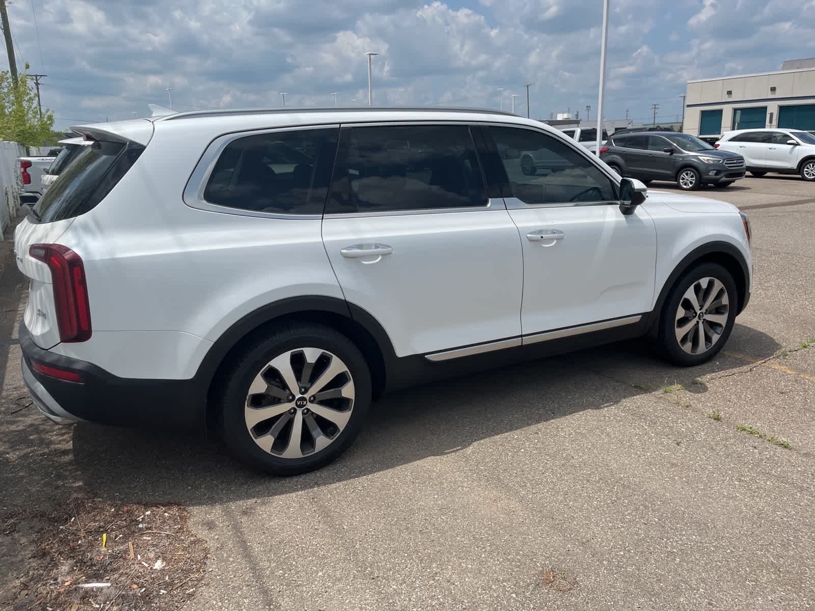 2020 Kia Telluride S 13