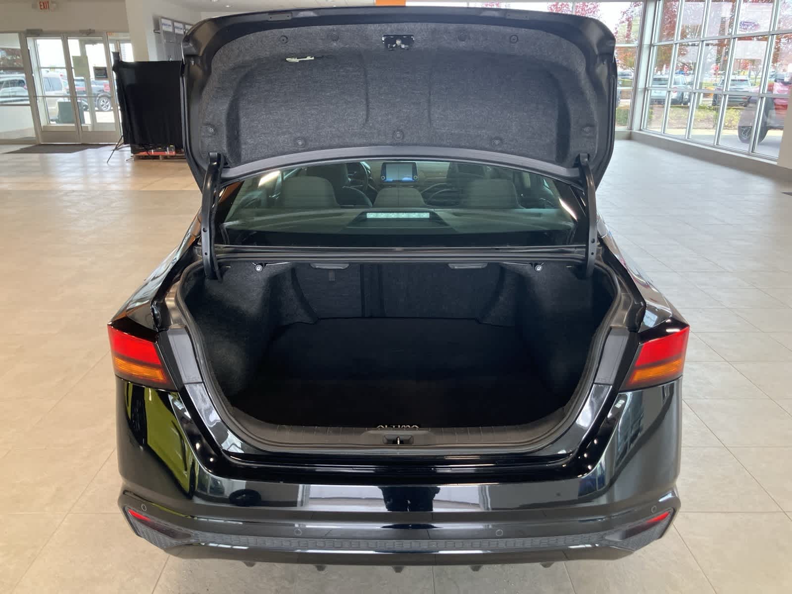 Thumbnail: 2024 Nissan Altima - 24