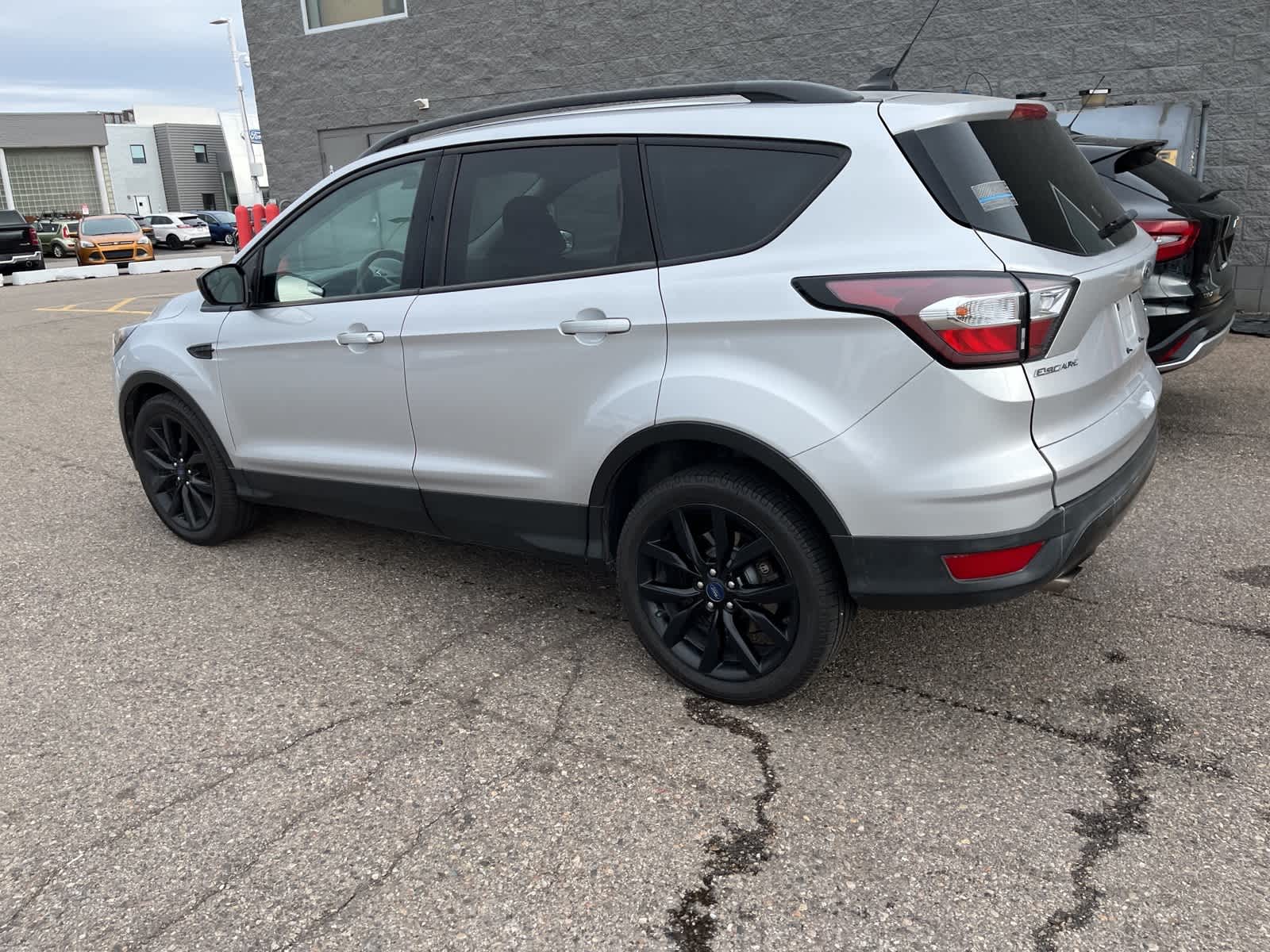Thumbnail: 2018 Ford Escape - 11