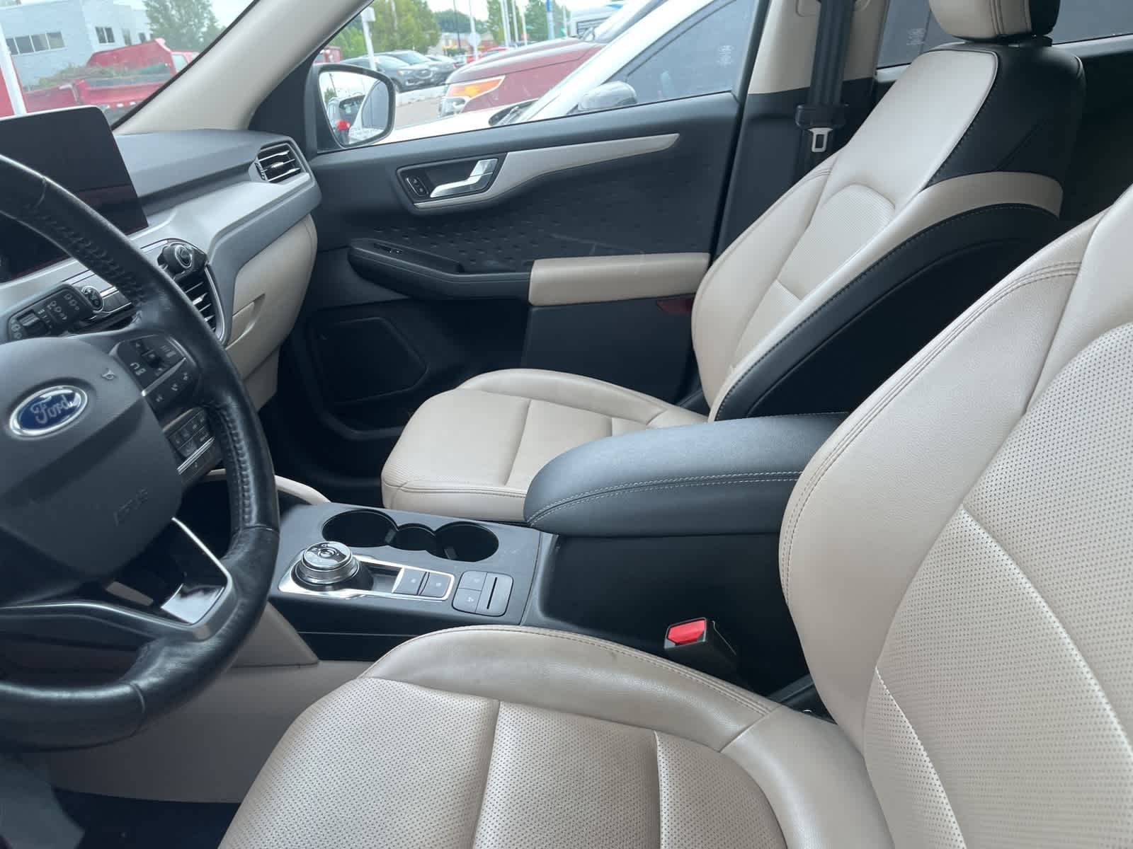 Thumbnail: 2020 Ford Escape - 21