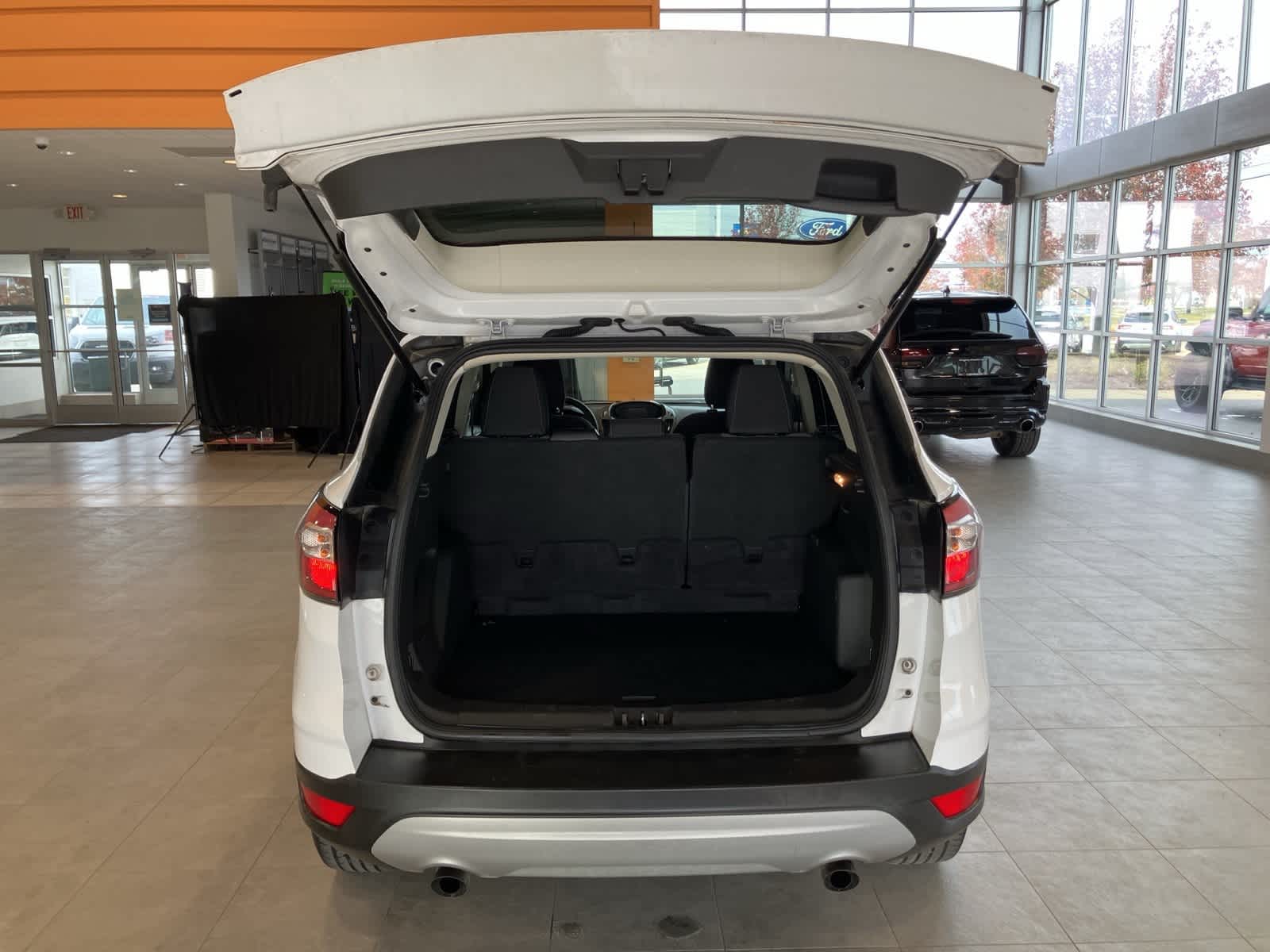 Thumbnail: 2018 Ford Escape - 26