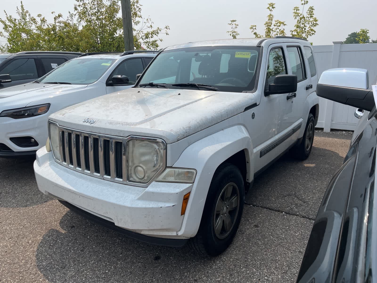 Thumbnail: 2012 Jeep Liberty - 2