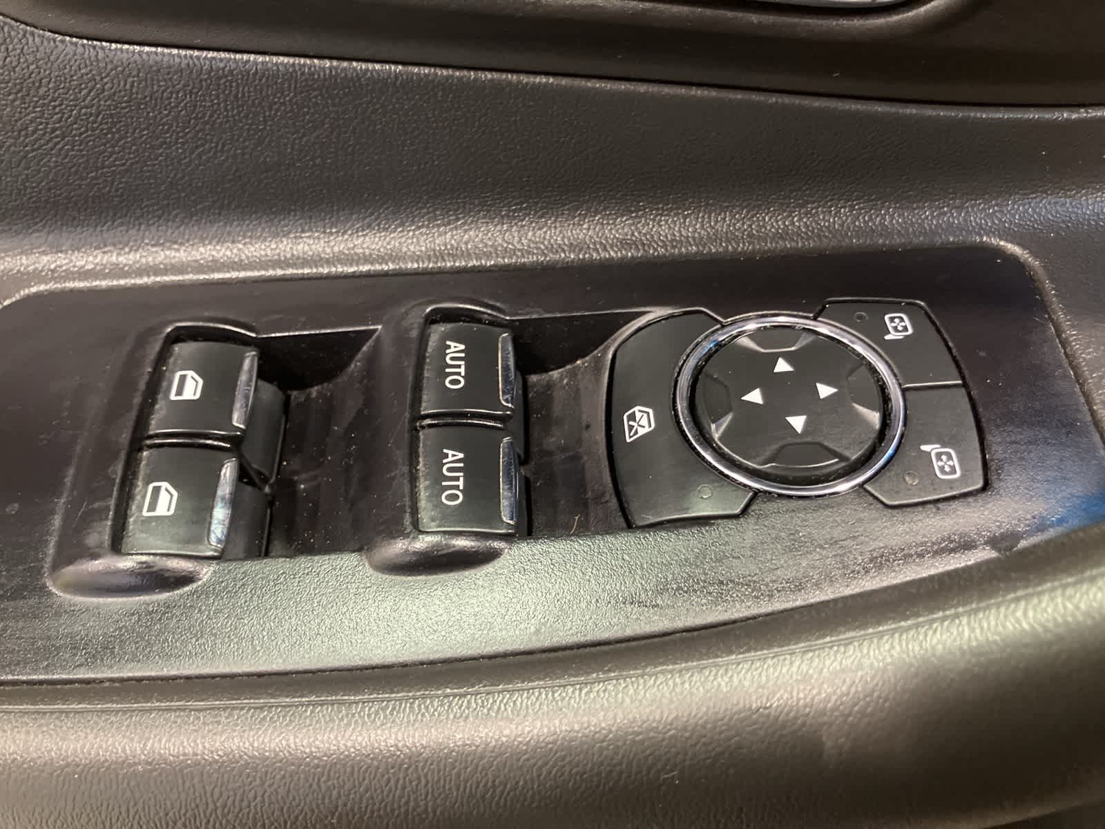 Thumbnail: 2019 Ford Taurus - 16