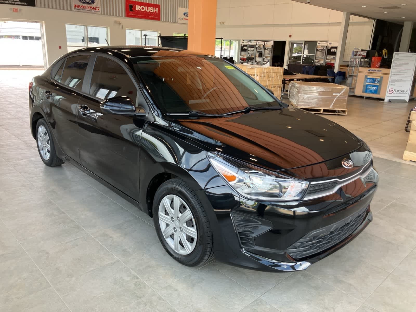 Thumbnail: 2021 Kia Rio - 4