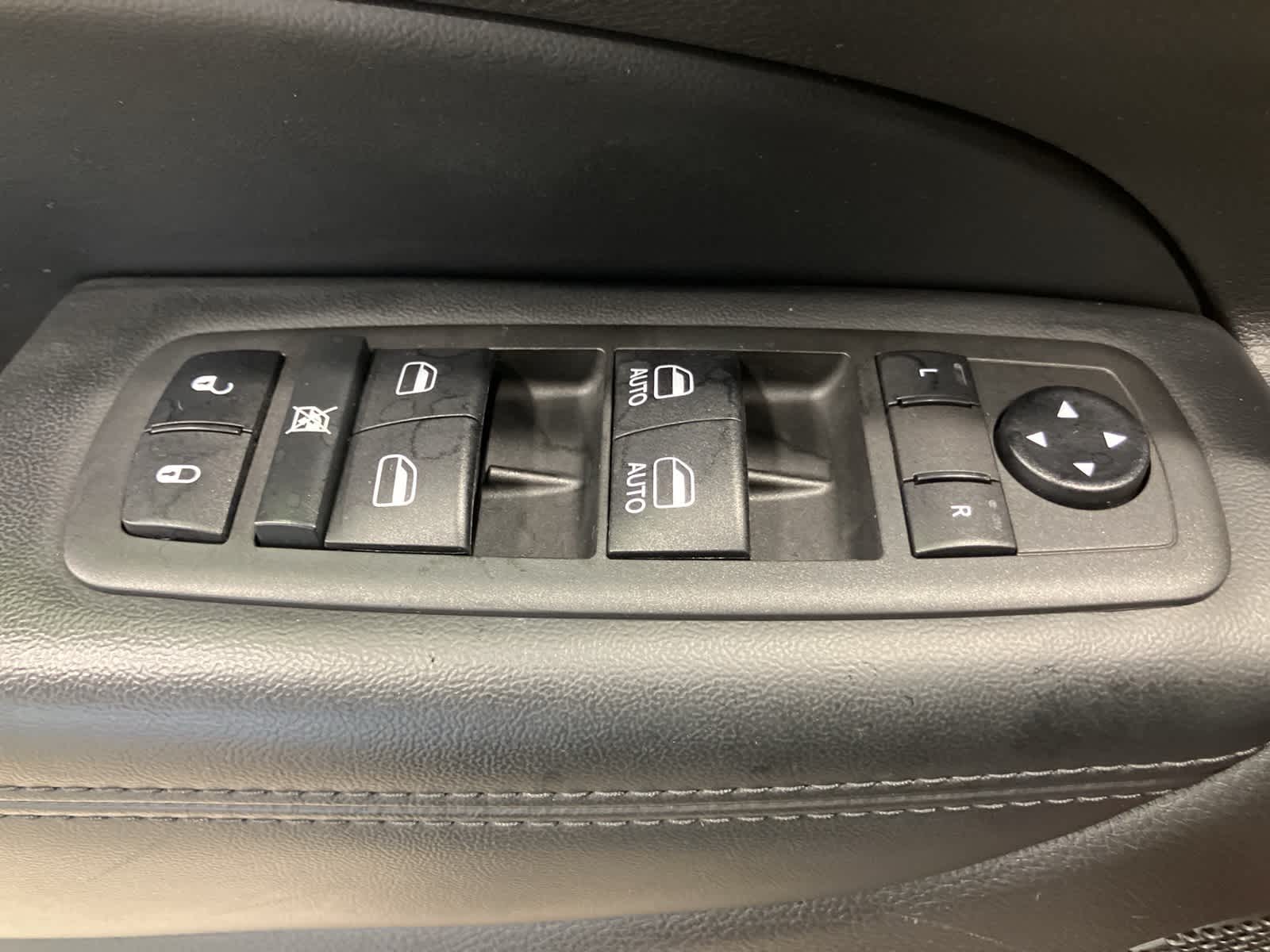 Thumbnail: 2021 Jeep Grand Cherokee - 11