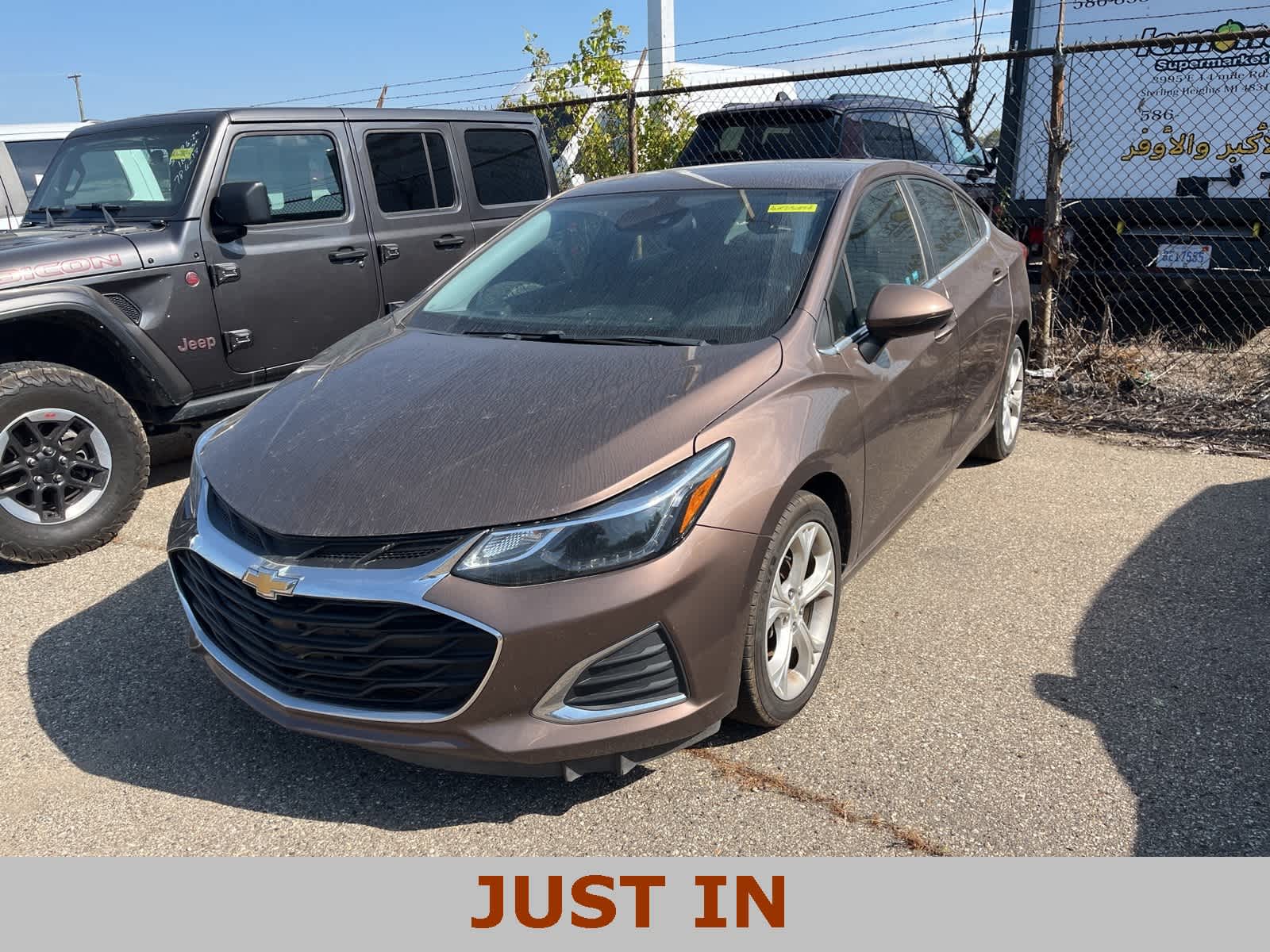 Thumbnail: 2019 Chevrolet Cruze - 1