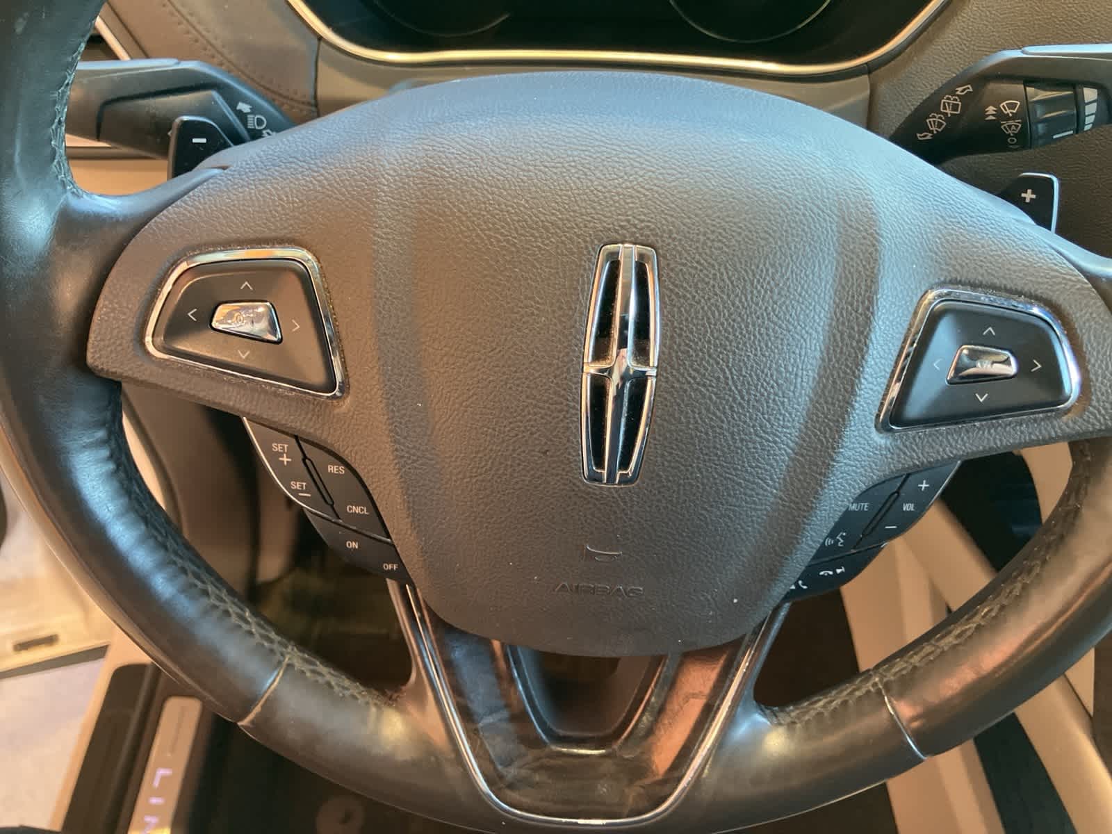 Thumbnail: 2016 Lincoln MKX - 15