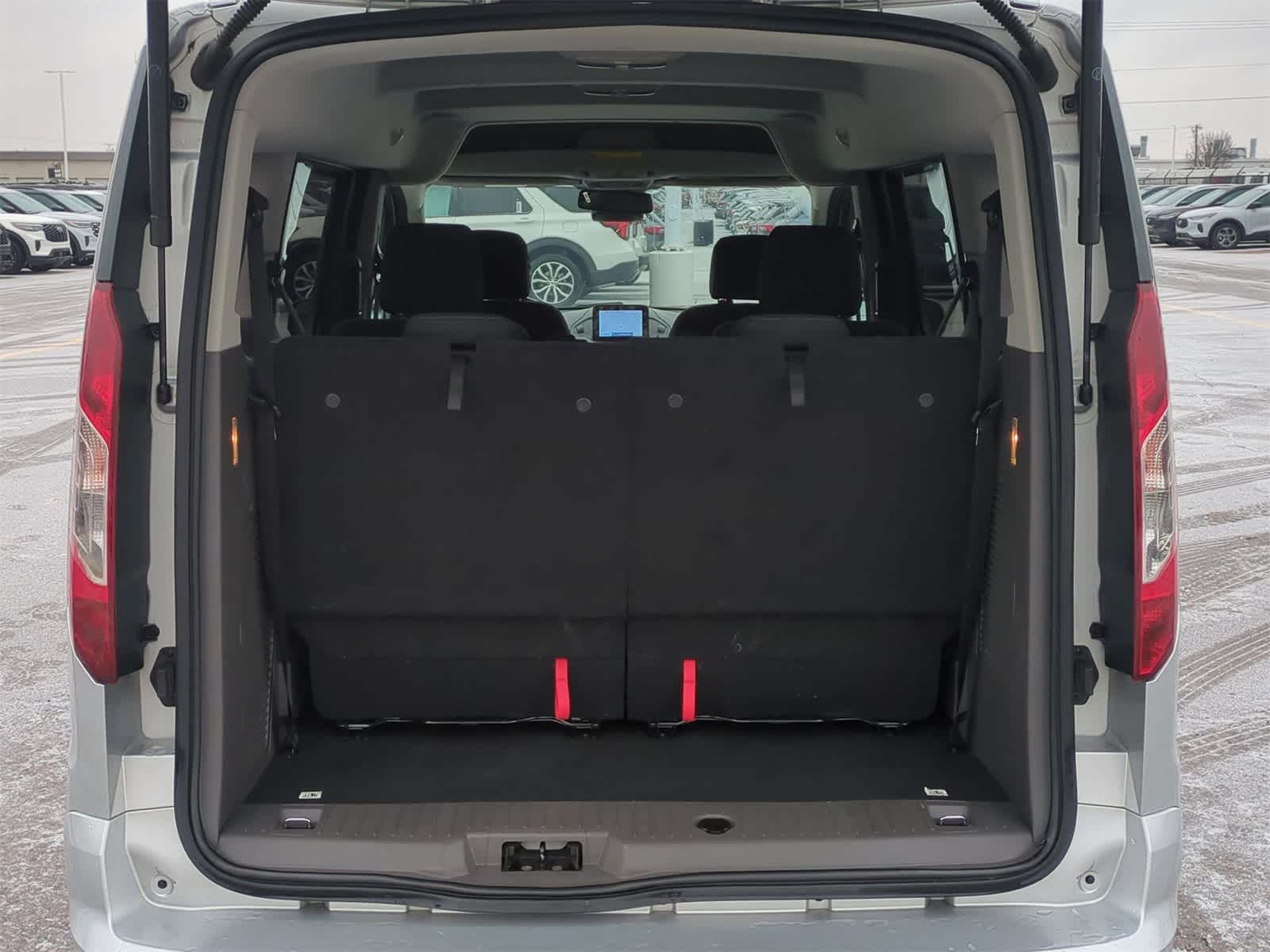 Thumbnail: 2019 Ford Transit Series - 32