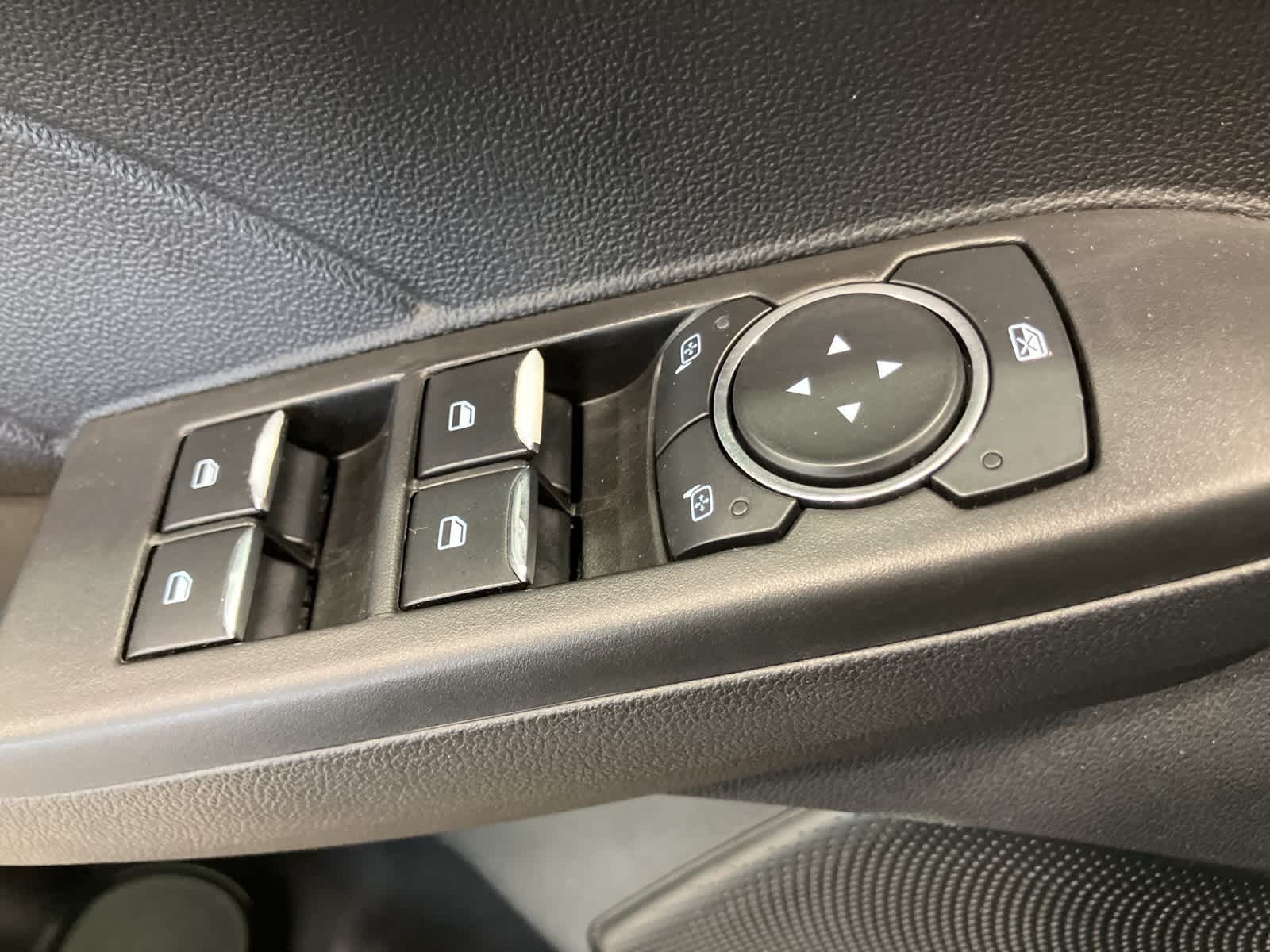 Thumbnail: 2021 Ford Escape - 13