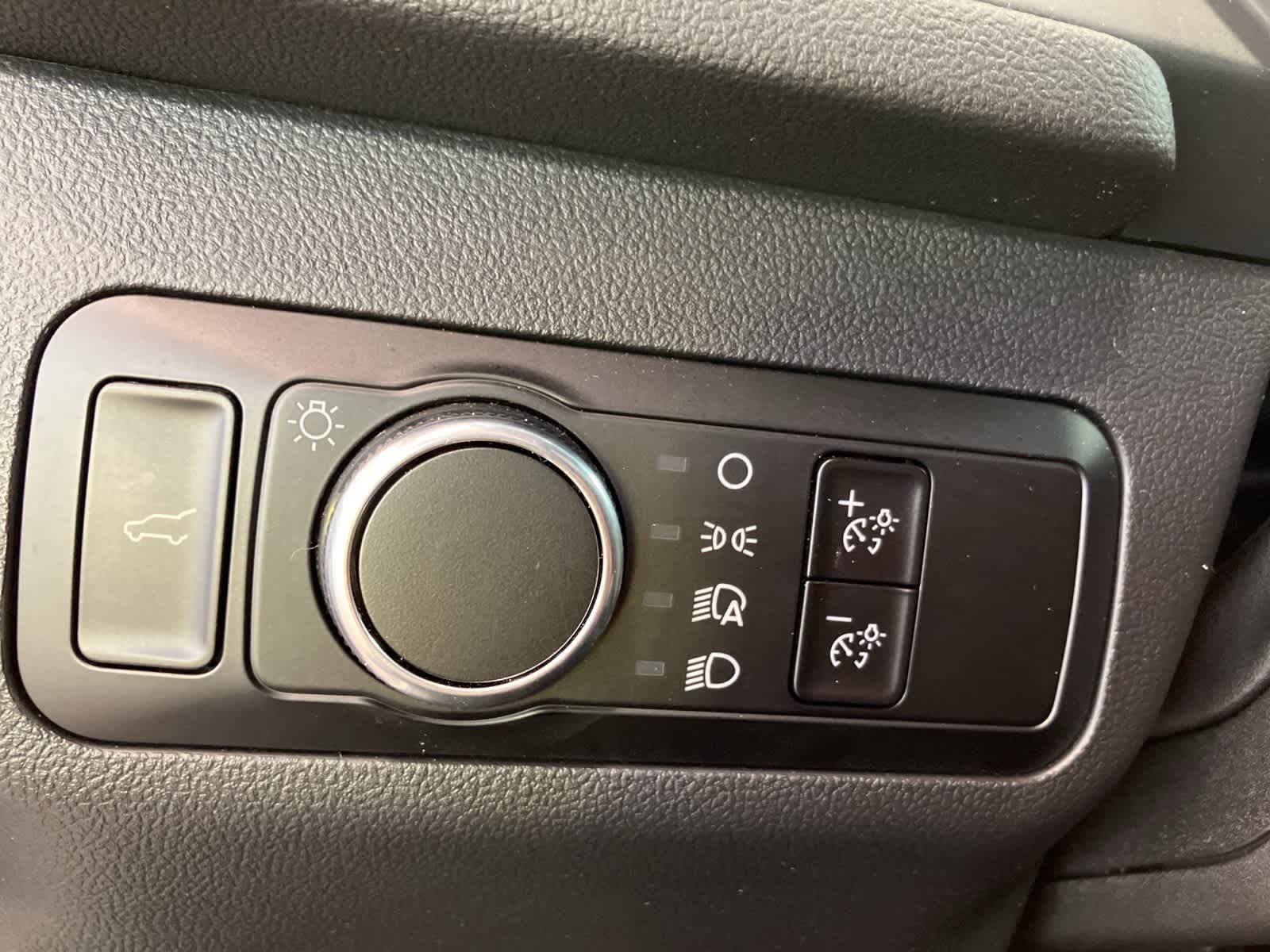 Thumbnail: 2023 Ford Escape - 14