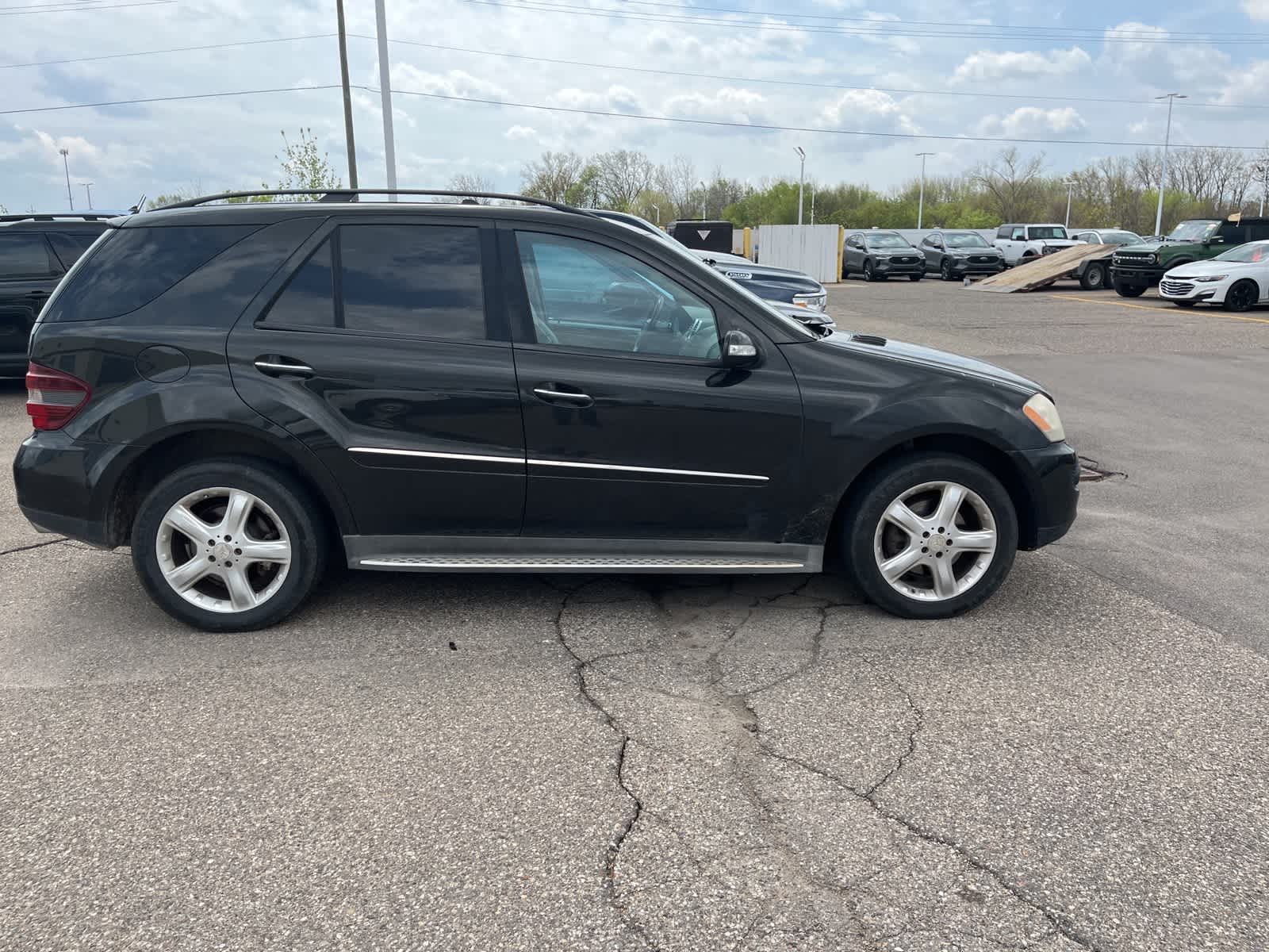 Thumbnail: 2008 Mercedes-Benz M-Class - 5