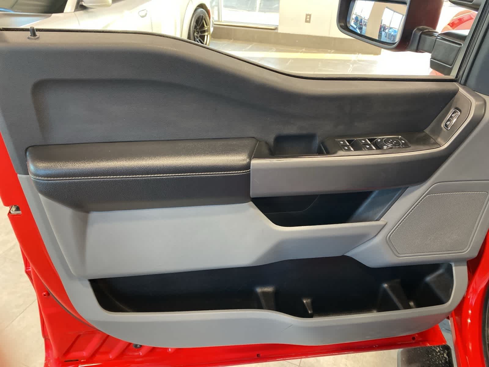 Thumbnail: 2024 Ford Econoline - 17