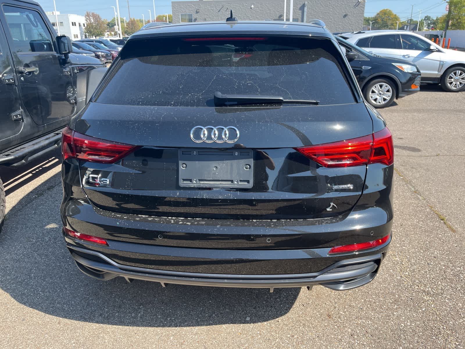 Thumbnail: 2022 Audi Q3 - 12