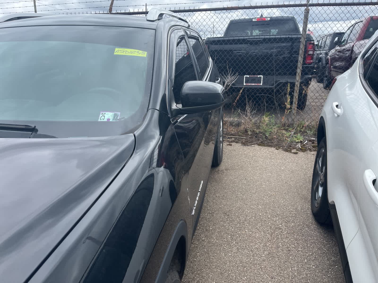 Thumbnail: 2019 Jeep Cherokee - 6