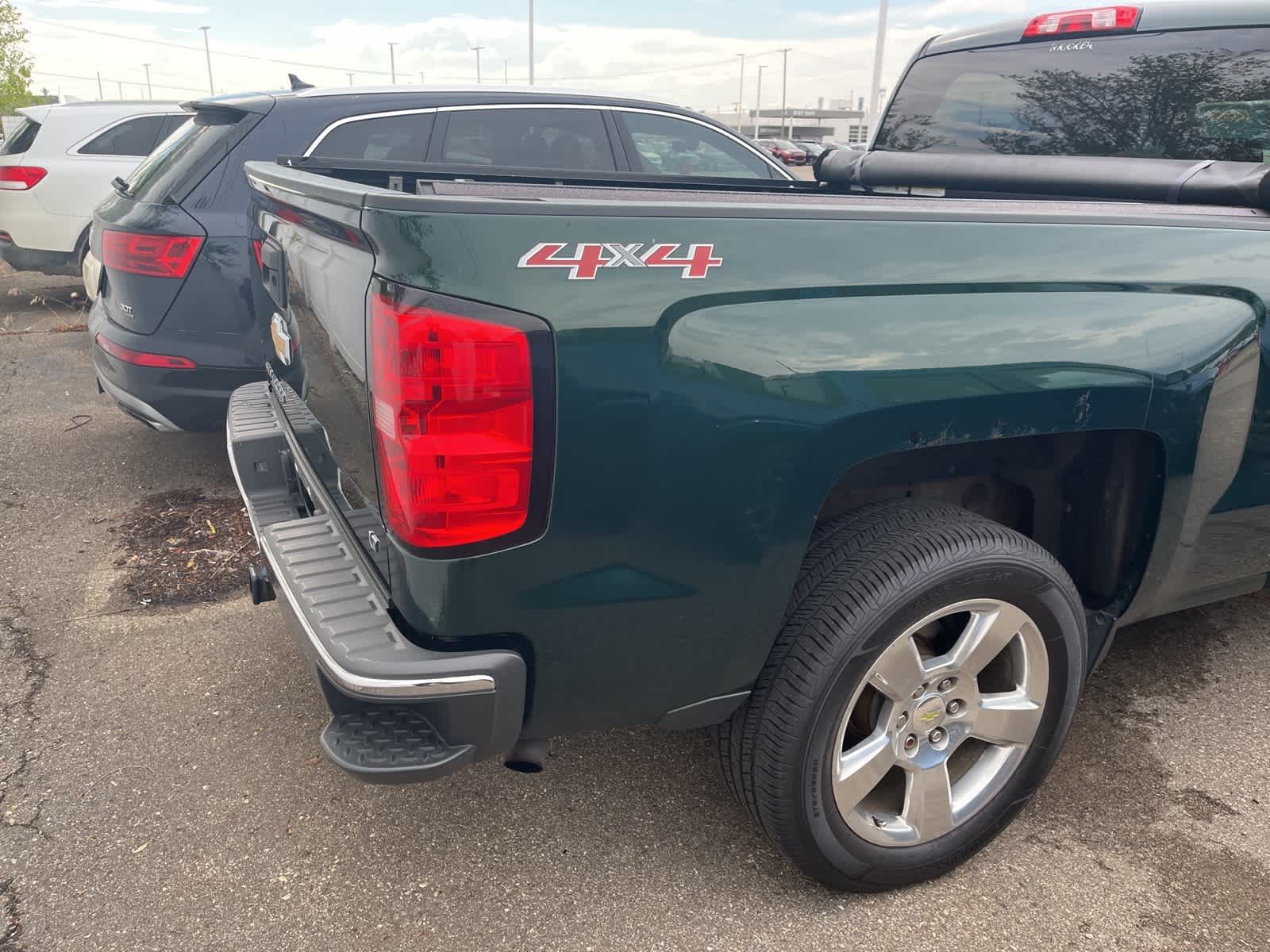 Thumbnail: 2014 Chevrolet Silverado 1500 - 10