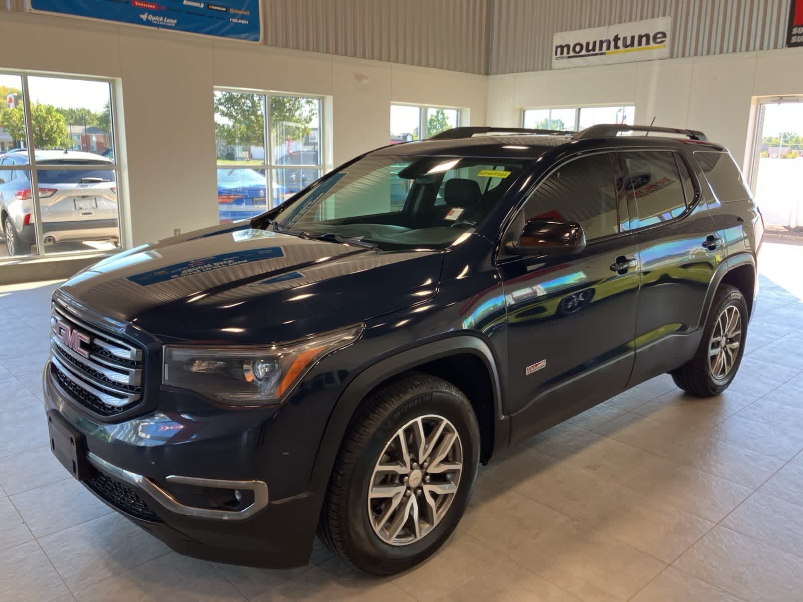 2017 GMC Acadia SLE -
                  Sterling Heights, MI
