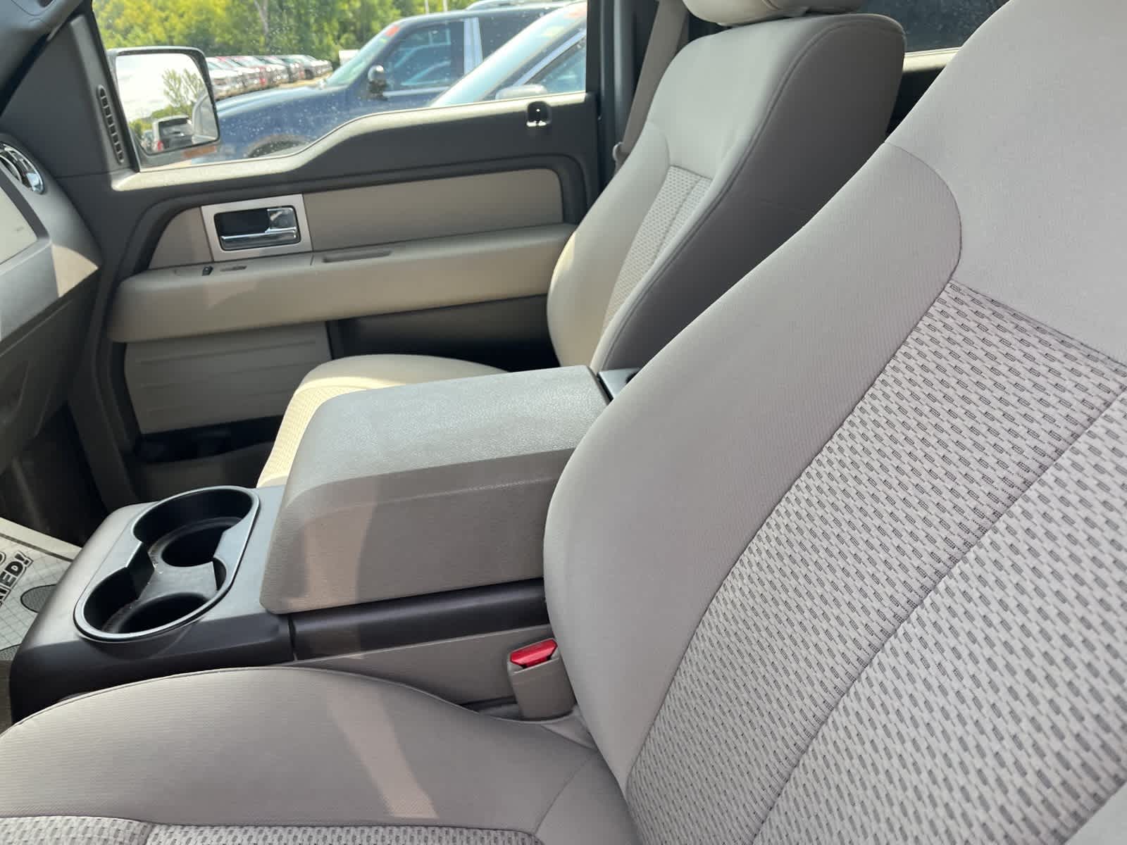 Thumbnail: 2010 Ford F-150 - 25