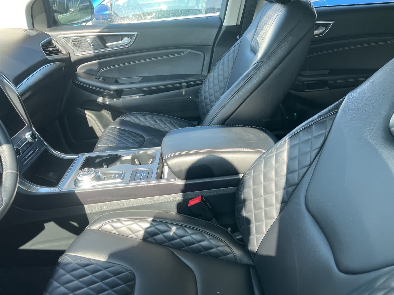2024 Ford Edge Titanium 22
