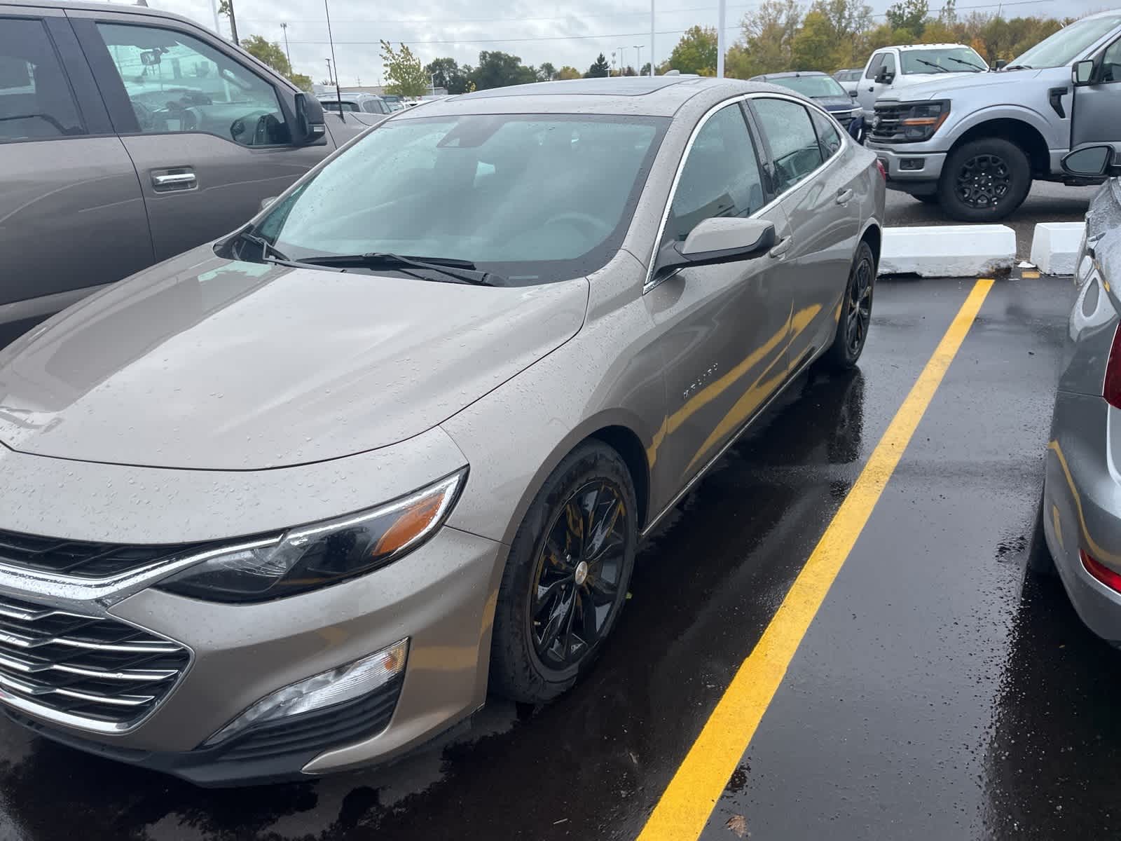 Thumbnail: 2024 Chevrolet Malibu - 4