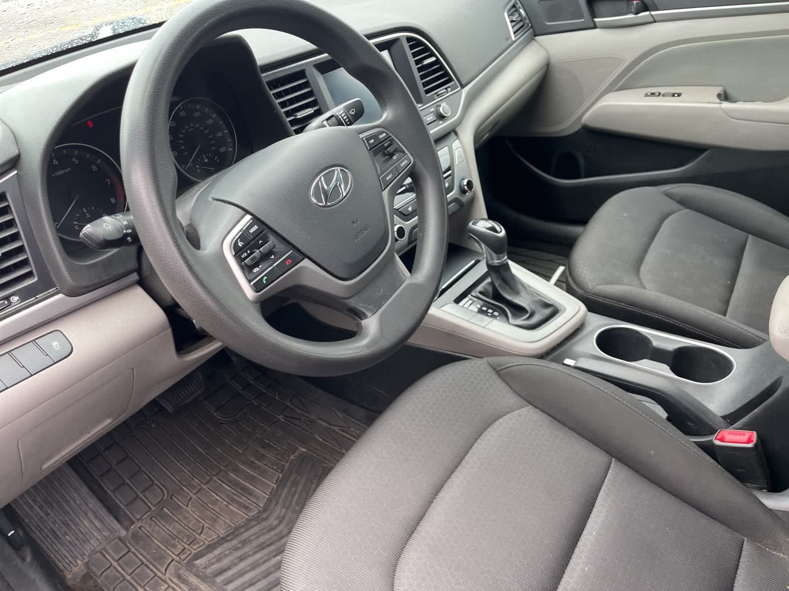 Thumbnail: 2017 Hyundai Elantra - 25