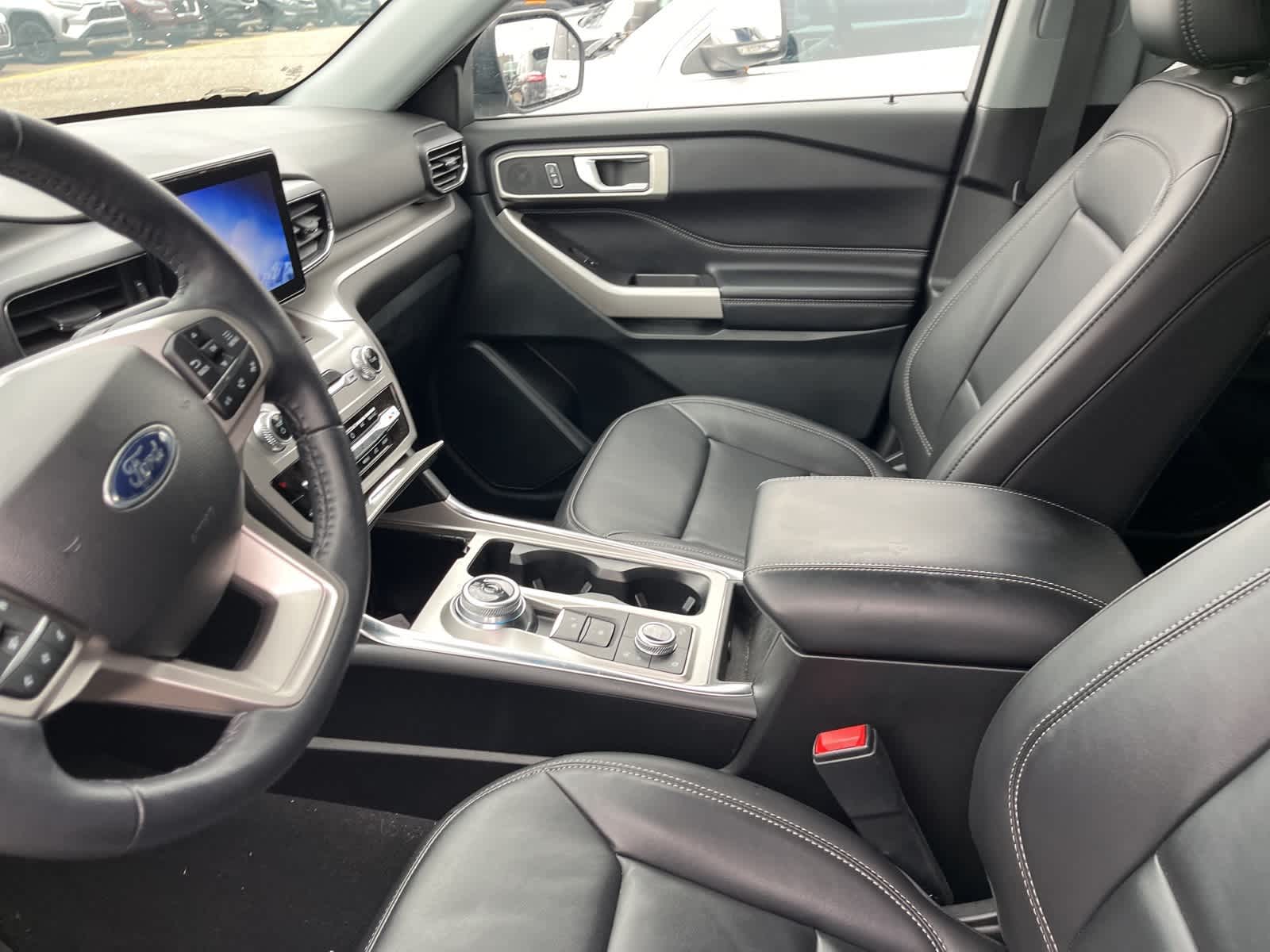 Thumbnail: 2023 Ford Explorer - 25